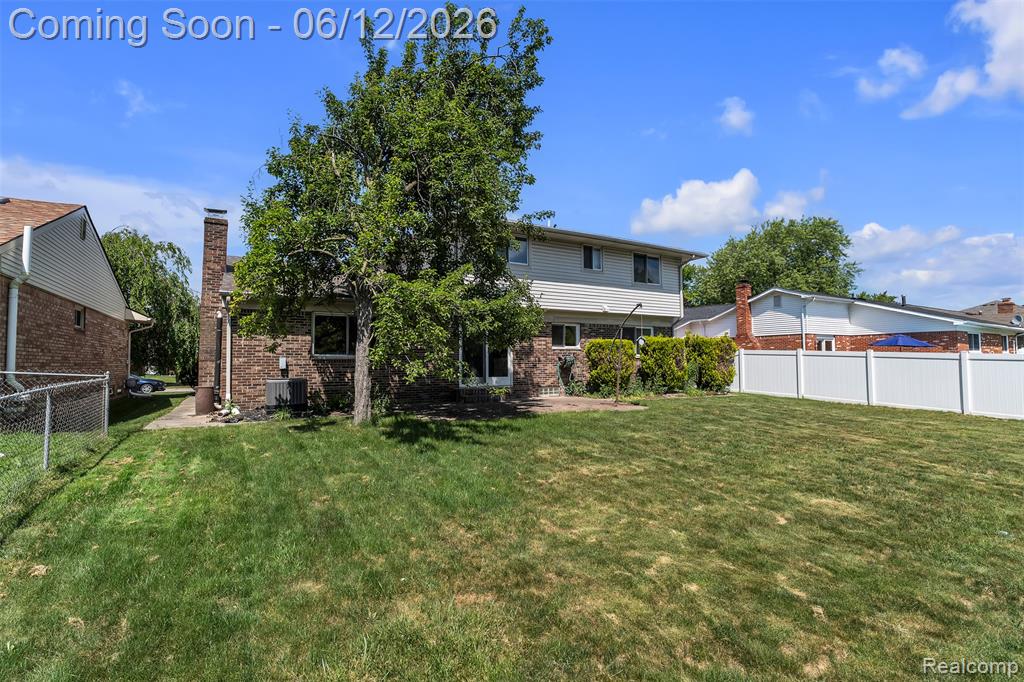 7000 Woonsocket Street, Canton, MI 48187 — Photo 60