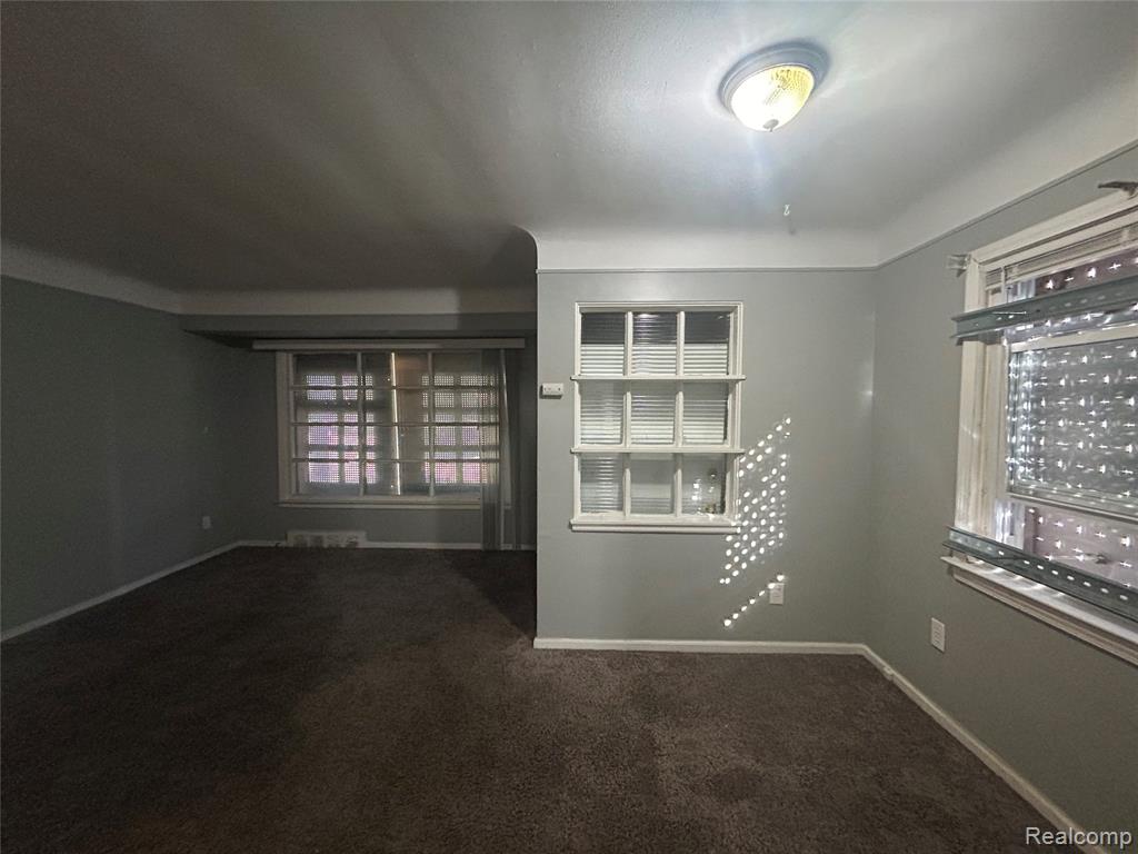 9961 VAUGHAN Street, Detroit, MI 48228 — Photo 6