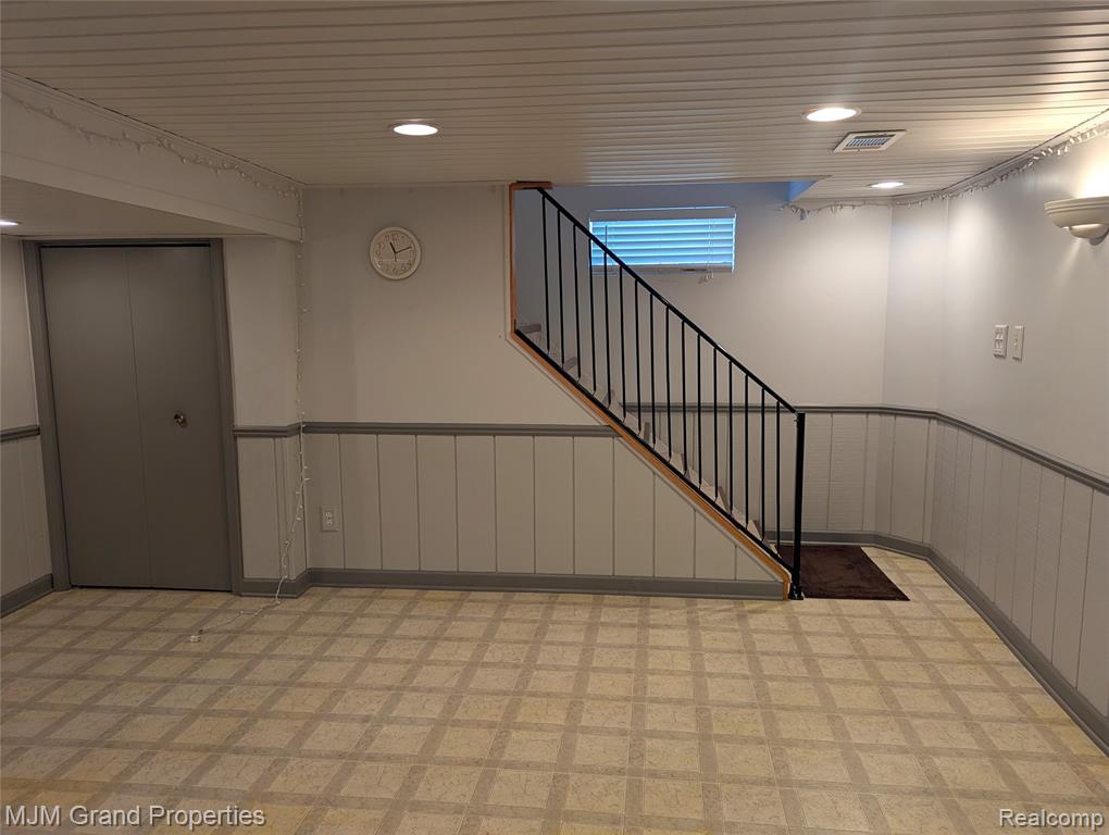431 Deering Street, Garden City, MI — Photo 16