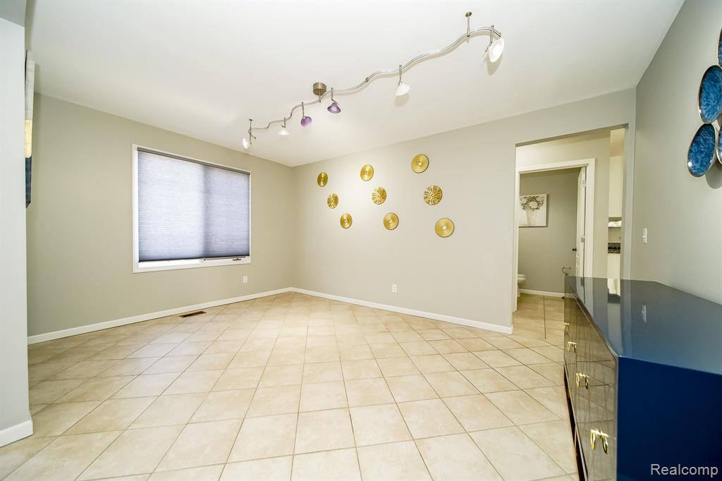 8670 LILLIAN Drive, Washington, MI — Photo 13
