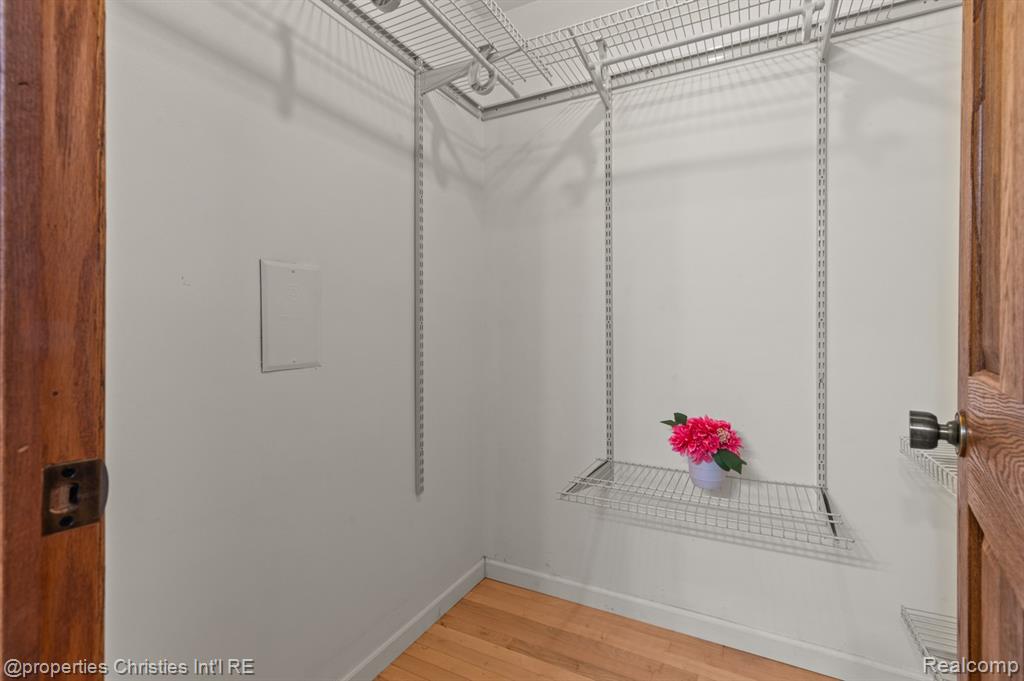 958 New Haven Court, Northville, MI 48167 — Photo 13