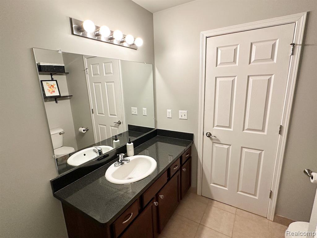 4471 KNOLLCREST Road, Ann Arbor, MI 48108 — Photo 23