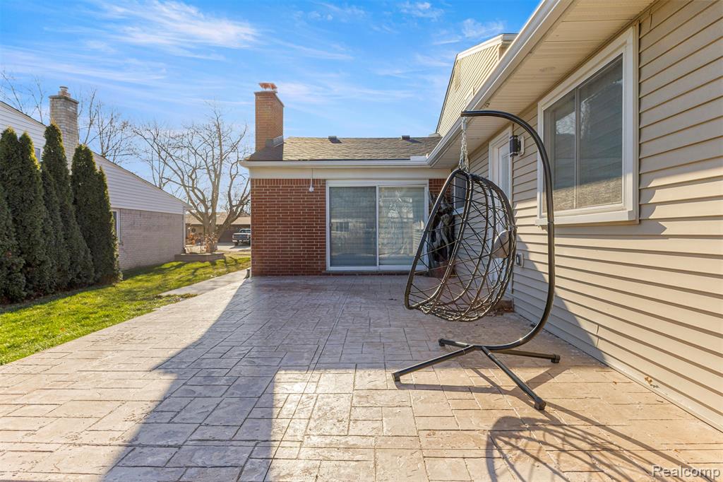 27020 Havelock Drive, Dearborn Heights, MI 48127 — Photo 62