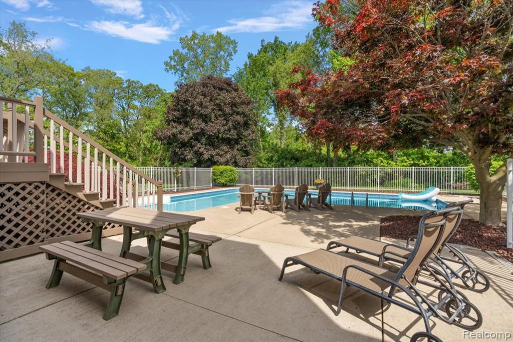 8533 Glen View Drive, Howell, MI 48843 — Photo 40