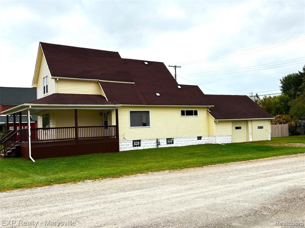 8897 Avoca Road, Avoca, MI 48006 — Photo 2