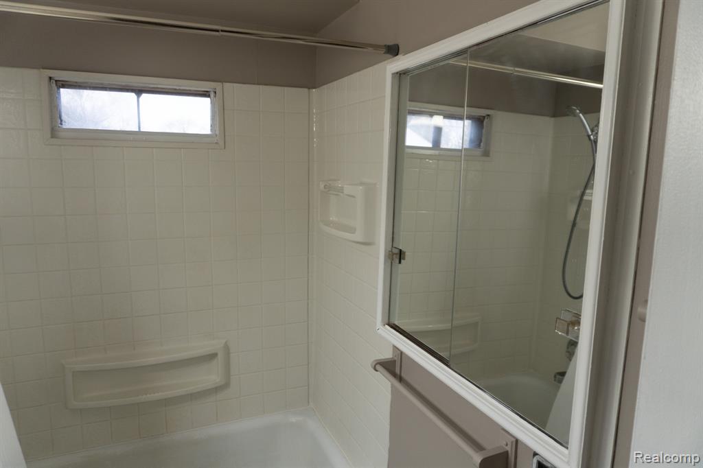 737 Campbell Street, Flint, MI 48507 — Photo 25