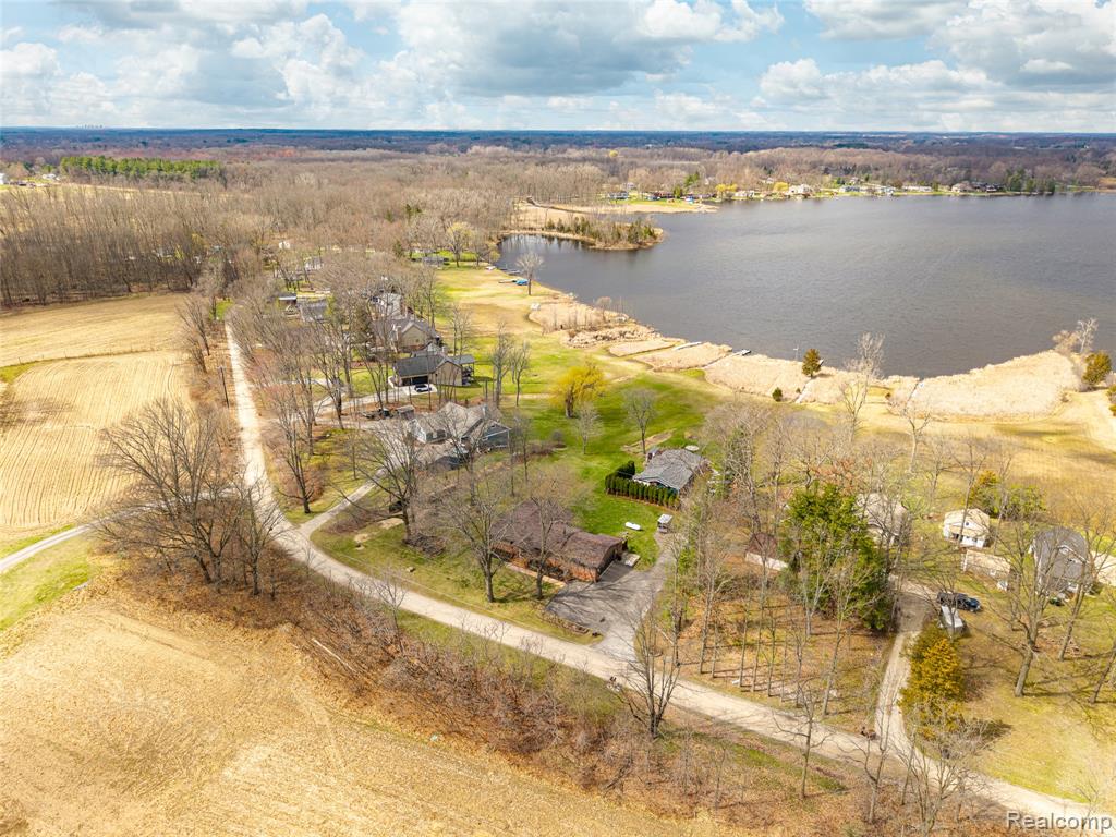 4609 Parker Drive, Howell, MI 48843 — Photo 48