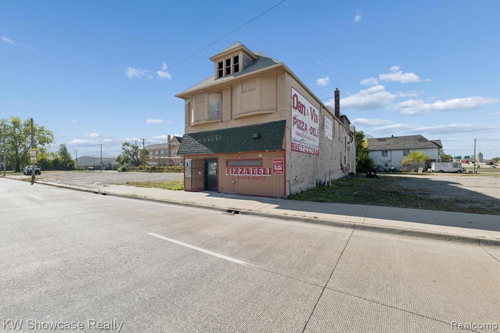 5951 Chene Street, Detroit, MI 48211 — front exterior