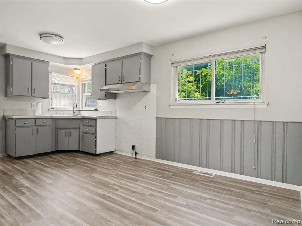 6075 Detroit Street, Mount Morris, MI 48458 — Photo 3