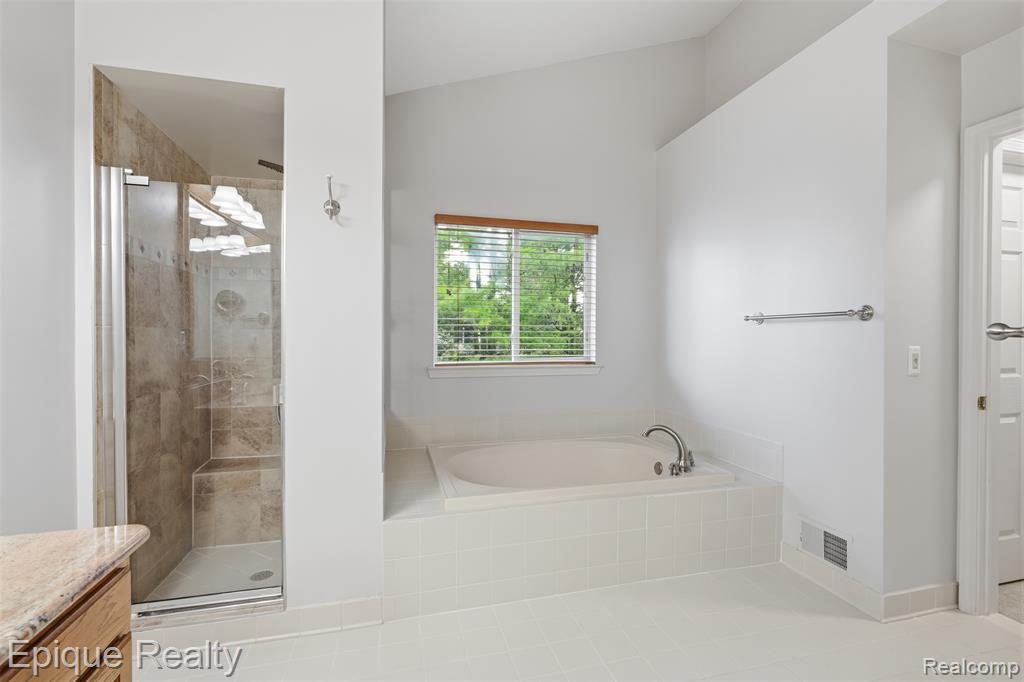 2442 Moors Court, Ann Arbor, MI 48108 — Photo 28