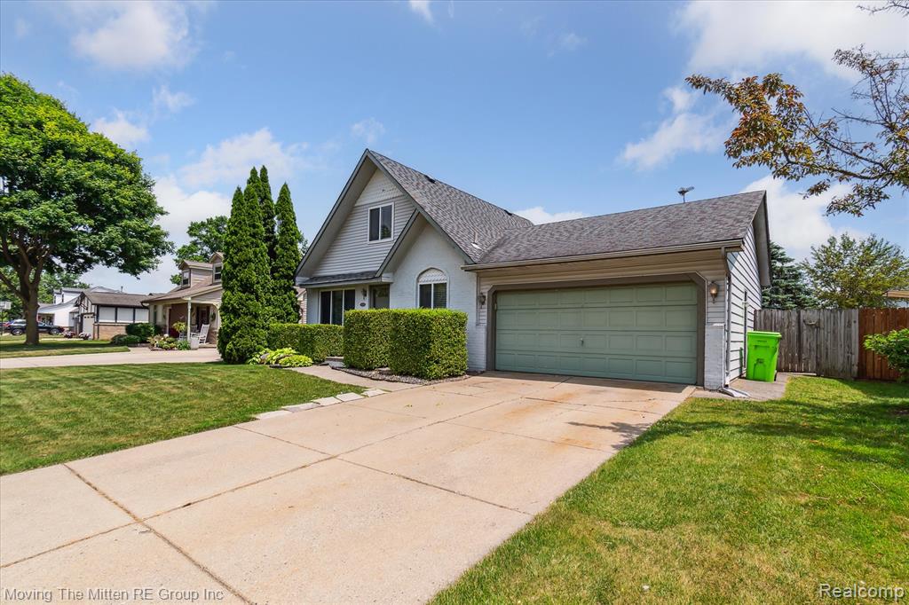 49212 Kimberly Ann Lane, Chesterfield, MI — Photo 3