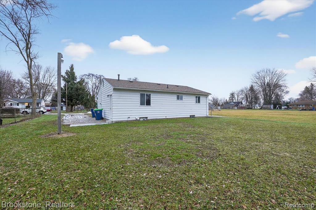 5050 Carnegie Street, Saginaw, MI 48601 — Photo 22