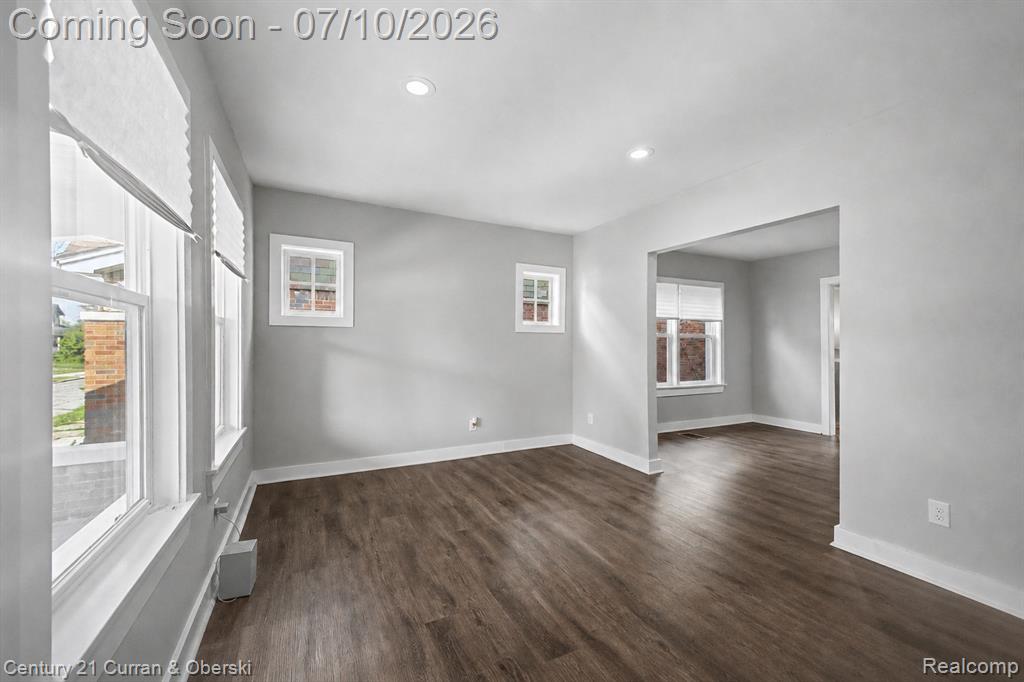 8111 E Hildale Street, Detroit, MI 48234 — Photo 5