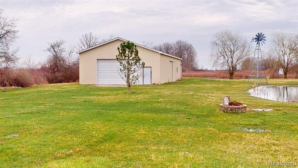 10691 COUNTY LINE Road, Milan, MI 48160 — Photo 2