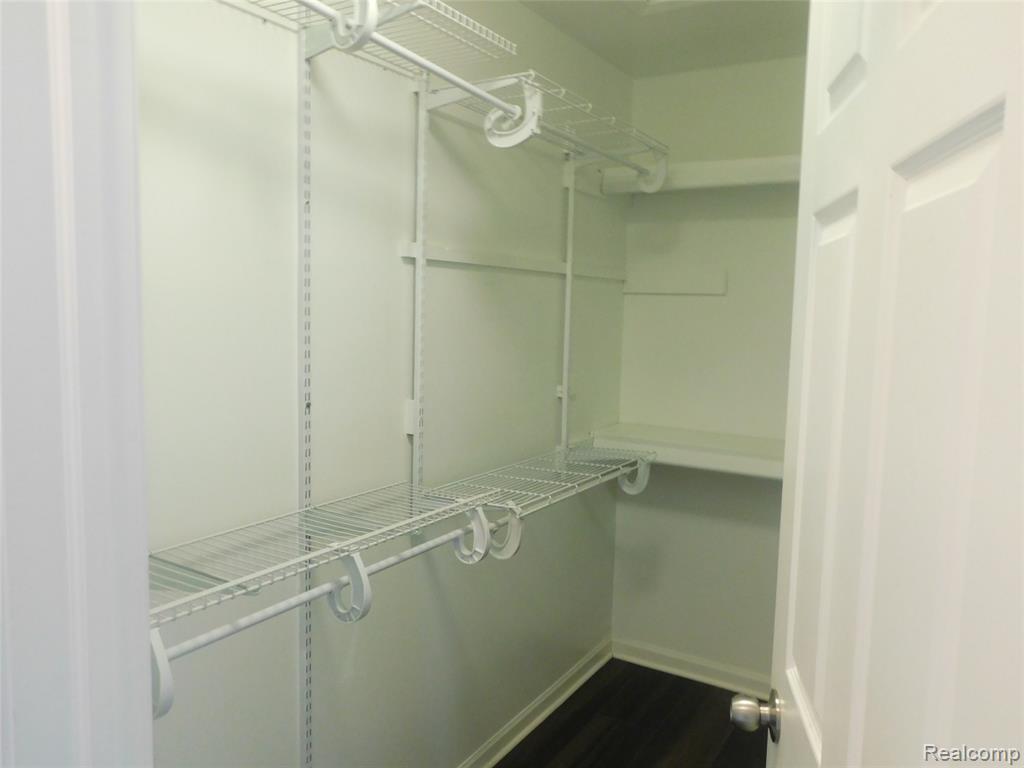 52025 HICKORY Drive, Chesterfield, MI 48047 — Photo 31