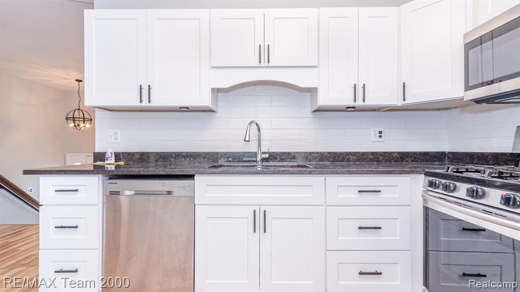 44820 JOY Road, Plymouth, MI 48170 — Photo 19