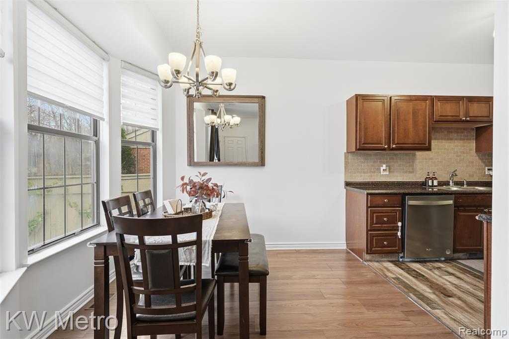 7072 Green Farm Road, West Bloomfield, MI — Photo 10