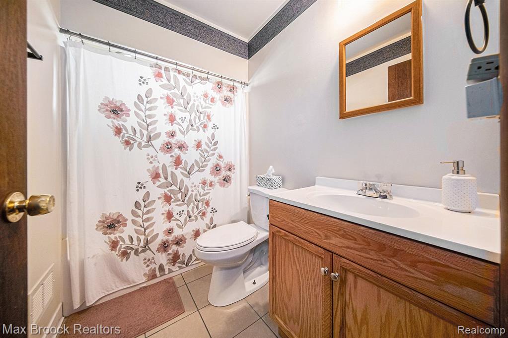 1719 KNOWLES Street, Ypsilanti, MI 48198 — Photo 10