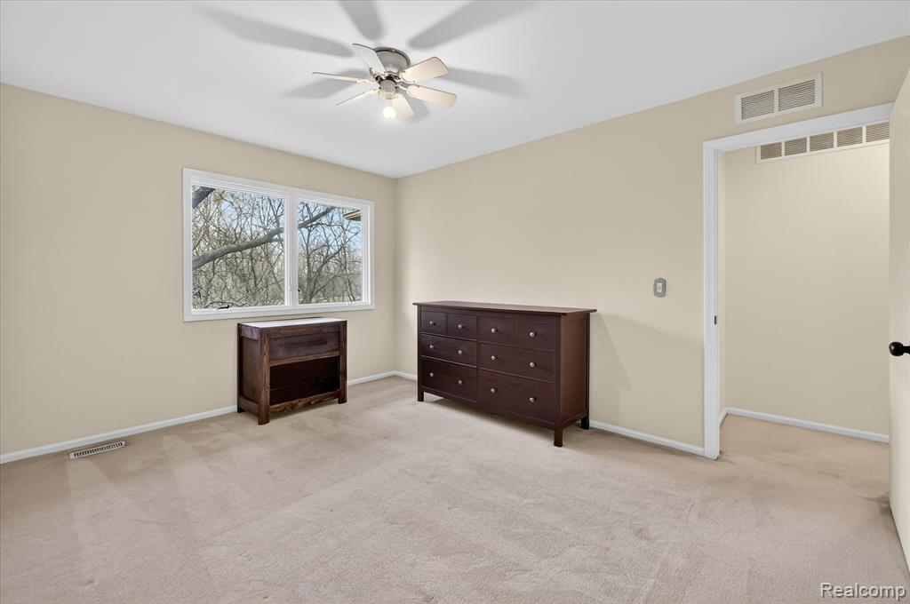 10384 Overhill Drive, Brighton, MI 48114 — Photo 30