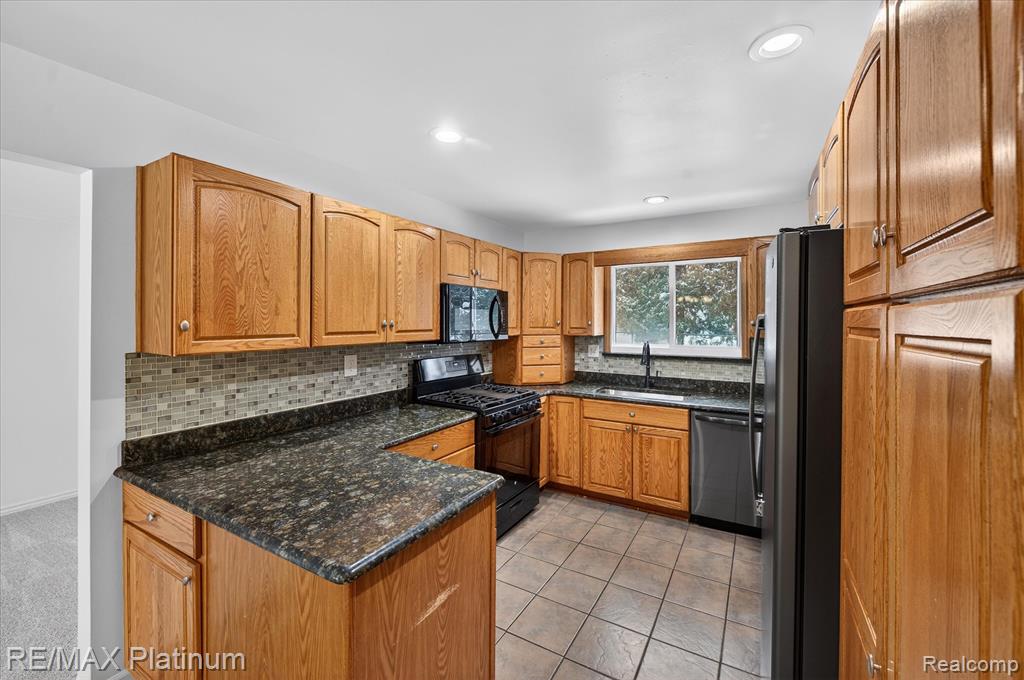 6550 Berrywood Drive, Brighton, MI 48116 — Photo 7