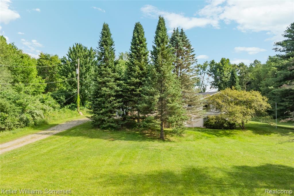 2344 Rochester Road, Leonard, MI 48367 — Photo 59