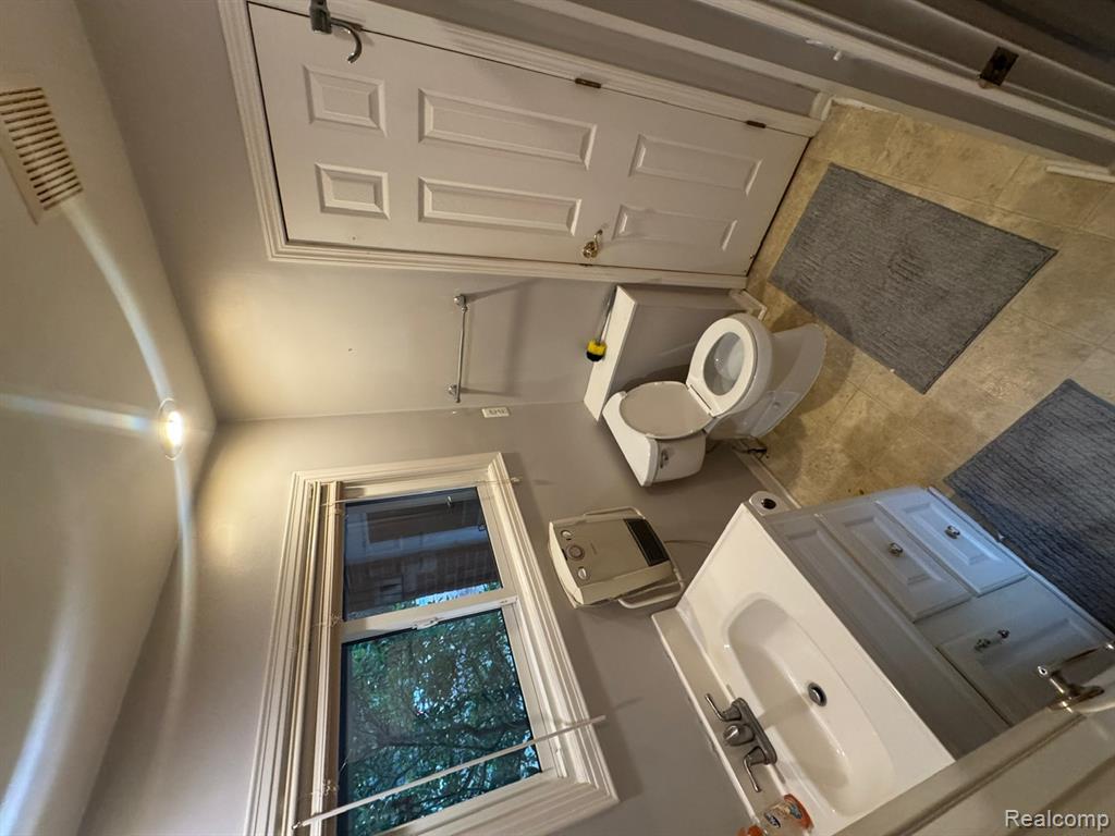51281 Shelby Road, Shelby Twp, MI 48316 — Photo 14