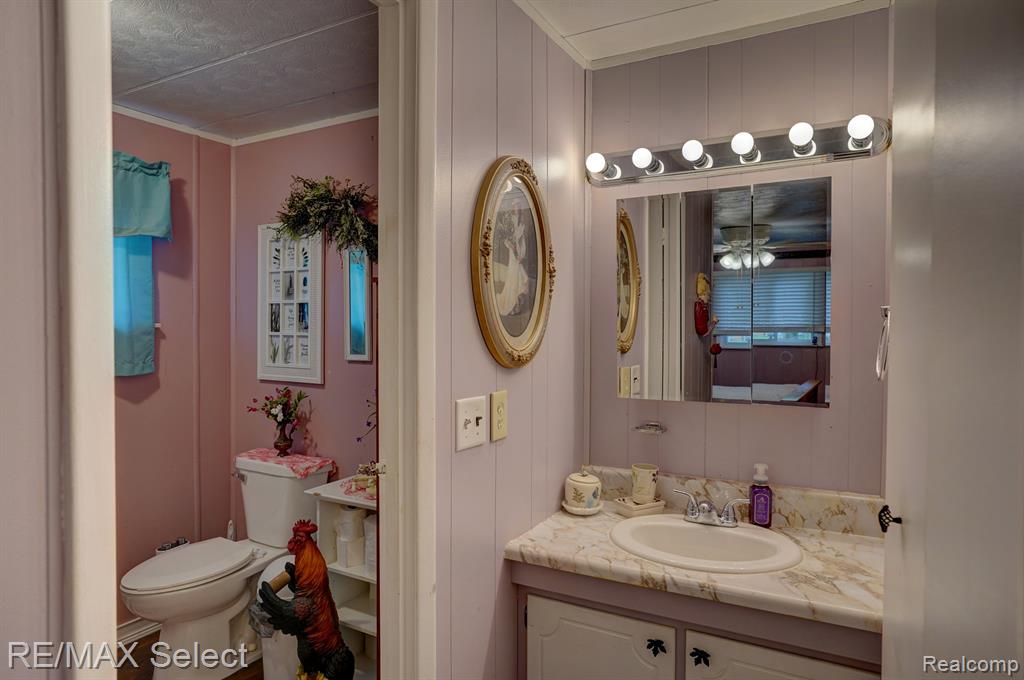205 N Jefferson Street, Otisville, MI 48463 — Photo 31