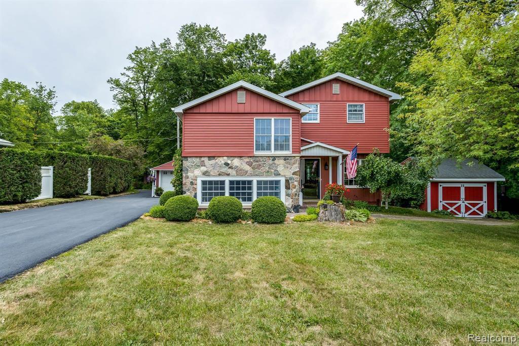 5115 Lakeshore Road, Lexington, MI 48450 — front exterior
