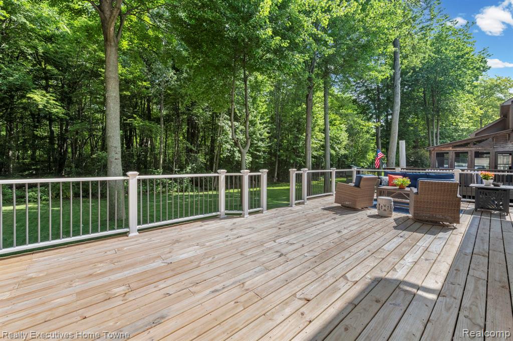3830 Arlington Avenue, Fort Gratiot, MI 48059 — Photo 5
