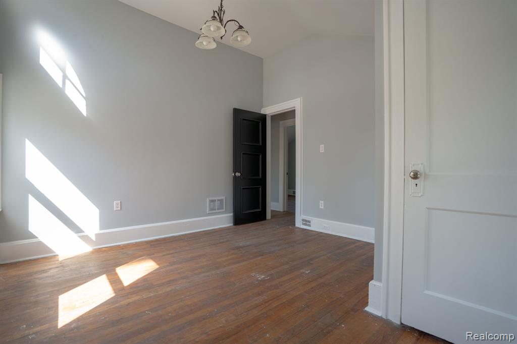 388 Lakewood Street, Detroit, MI 48215 — Photo 16