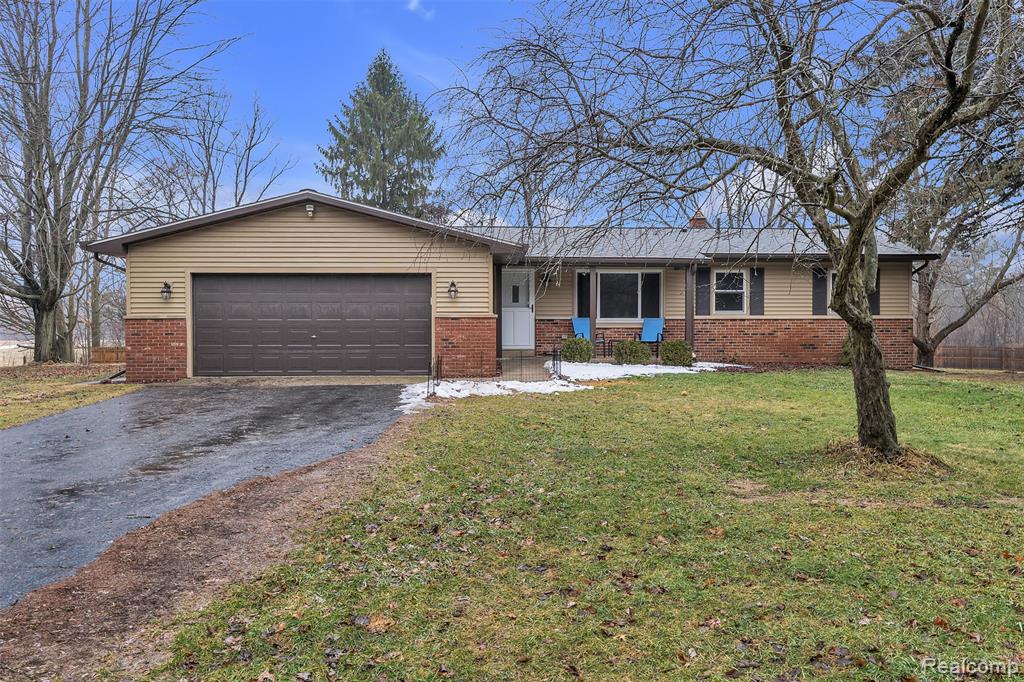 1641 Indian Road, Lapeer, MI 48446 — Photo 41