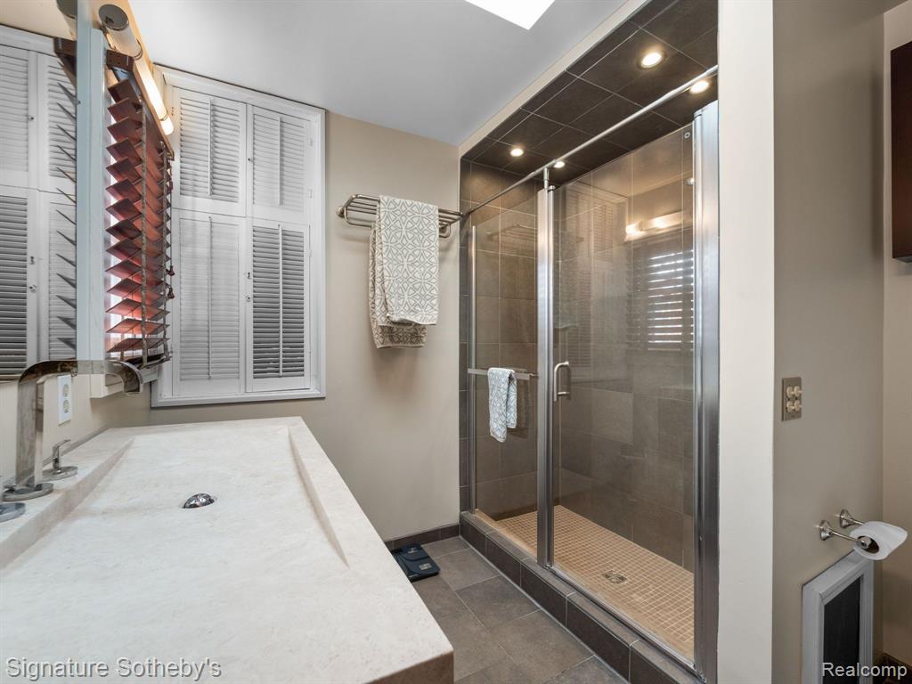 7 ROBERTSON Court, Clarkston, MI — Photo 29