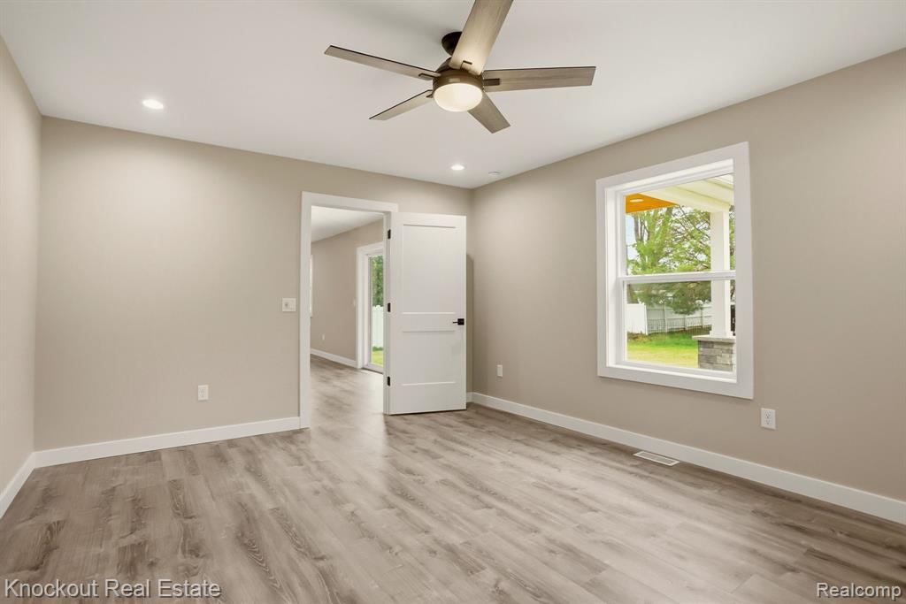 12095 Country Run Drive, Birch Run, MI 48415 — Photo 34