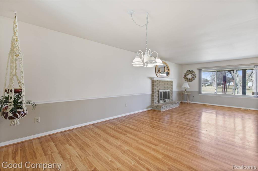 48164 MALLARD Drive, Chesterfield, MI 48047 — Photo 9