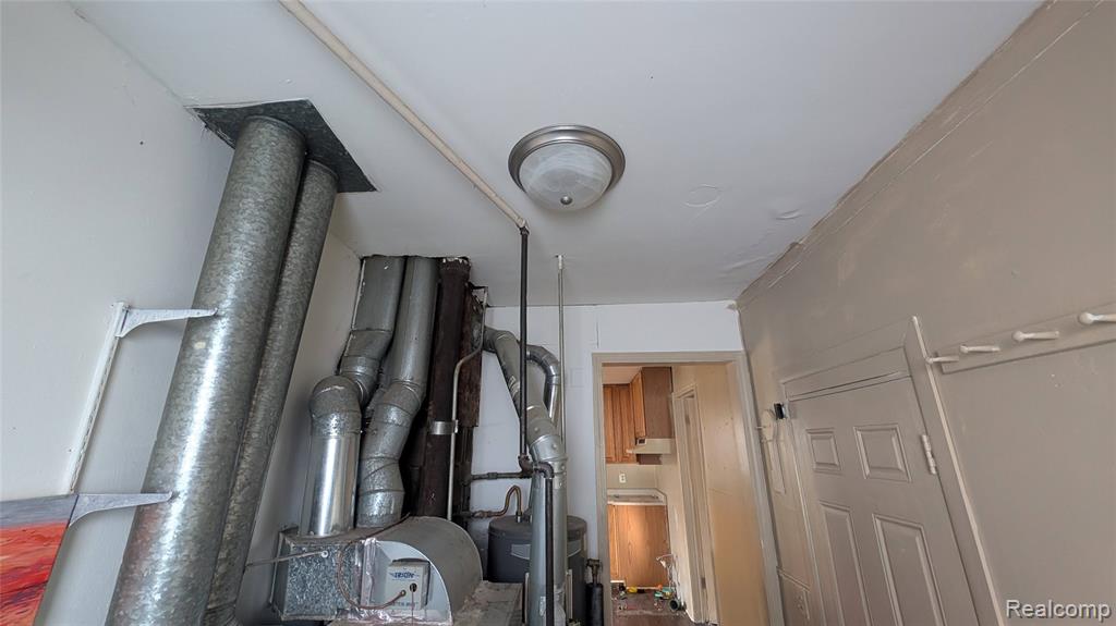 6713 MCGUIRE Street, Taylor, MI 48180 — Photo 15