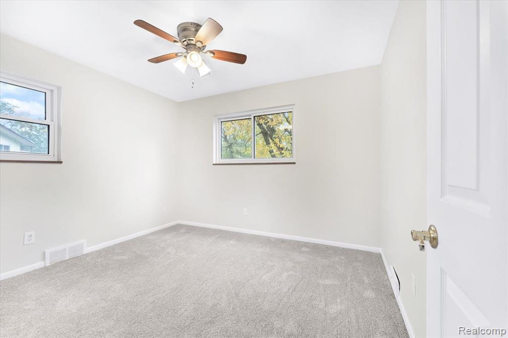 25146 Dallas Drive, Grosse Ile, MI 48138 — Photo 19
