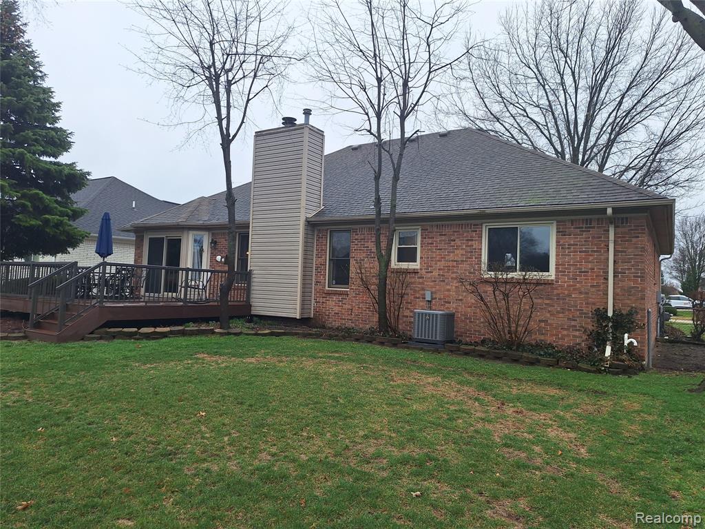 19167 Sandpiper Drive, Macomb, MI 48044 — Photo 35
