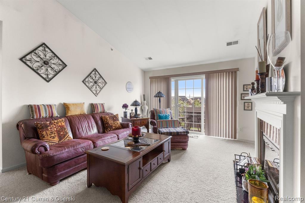 40563 BLYTHEFIELD Lane, Canton, MI 48188 — Photo 17