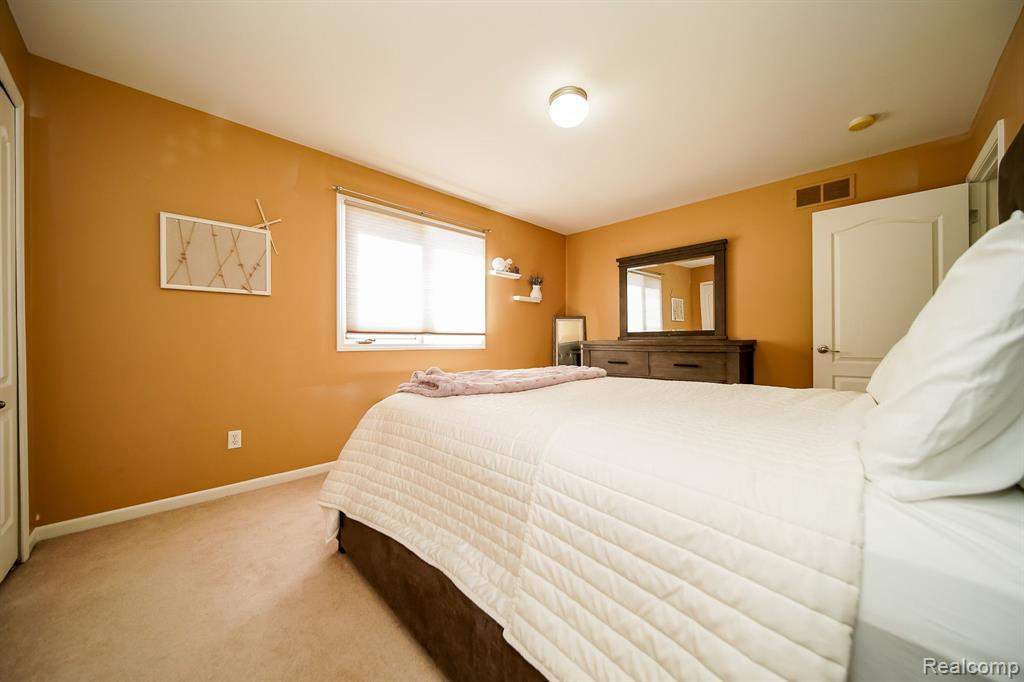 8670 LILLIAN Drive, Washington, MI — Photo 58
