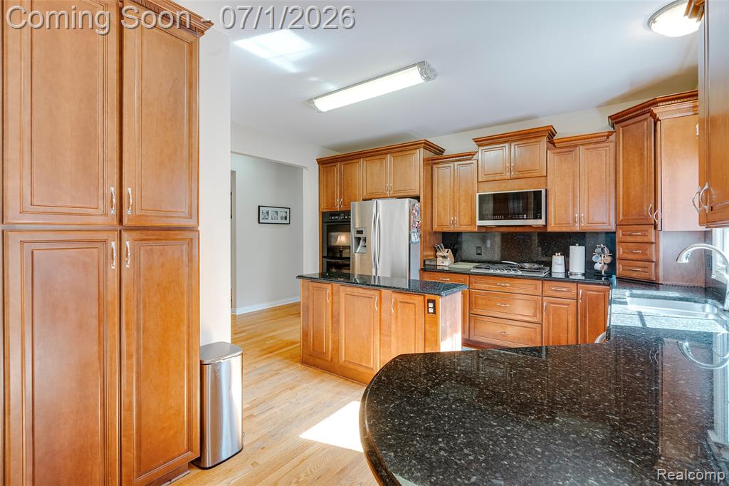 4461 Old Oak Court, Plymouth, MI 48170 — Photo 23