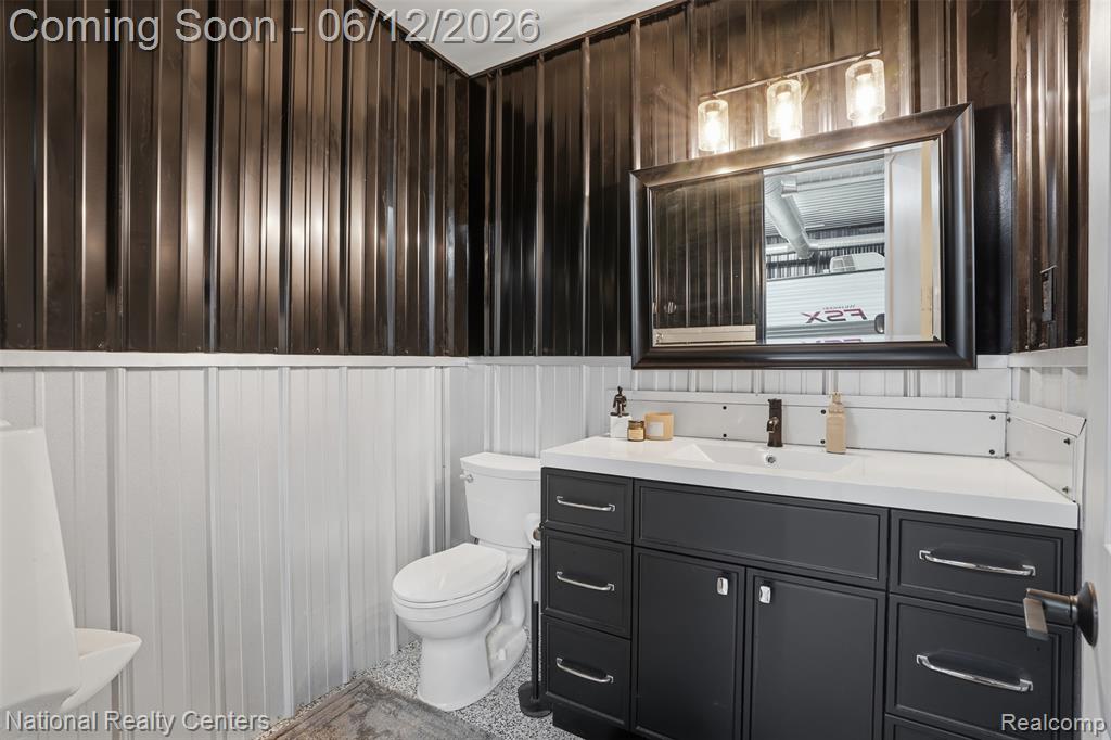 2853 7 Mile Road, South Lyon, MI 48178 — Photo 64