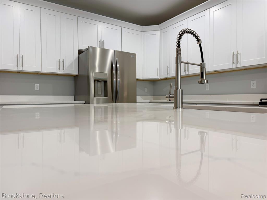 37116 Moravian Drive, Clinton Twp, MI 48036 — Photo 18