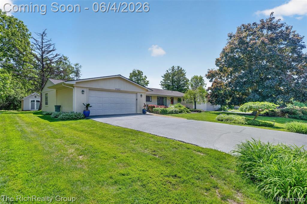 7117 Ward Eagle Drive, West Bloomfield, MI — Photo 2