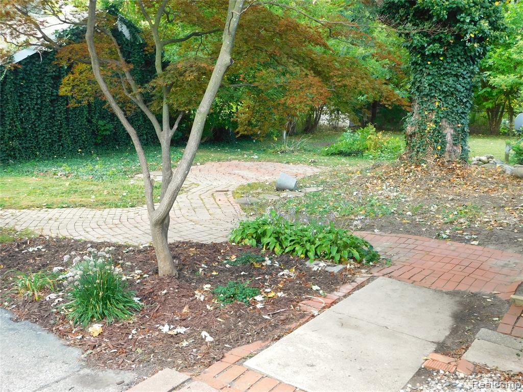 825 Pettibone Avenue, Flint, MI 48507 — Photo 6