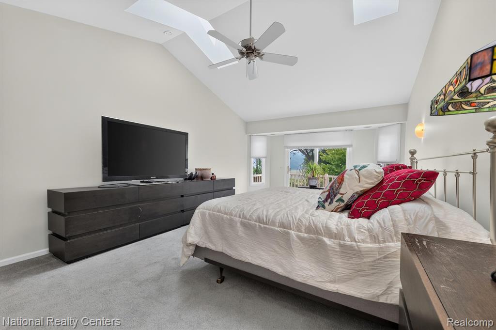 2915 Allison Lane, Highland, MI — Photo 20