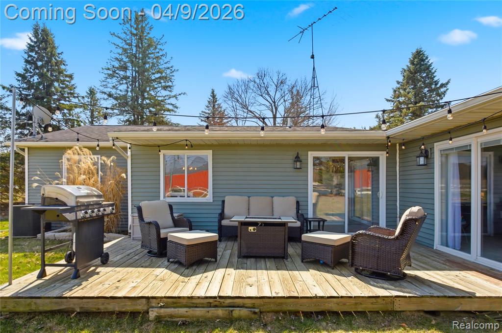 5176 Pratt Road, Metamora, MI 48455 — Photo 2