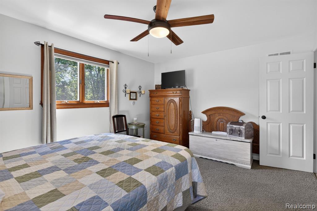 4369 Dixon Drive, Swartz Creek, MI 48473 — Photo 29