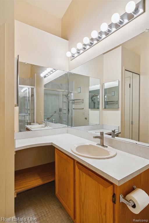 38826 Country Circle, Farmington Hills, MI 48331 — Photo 17