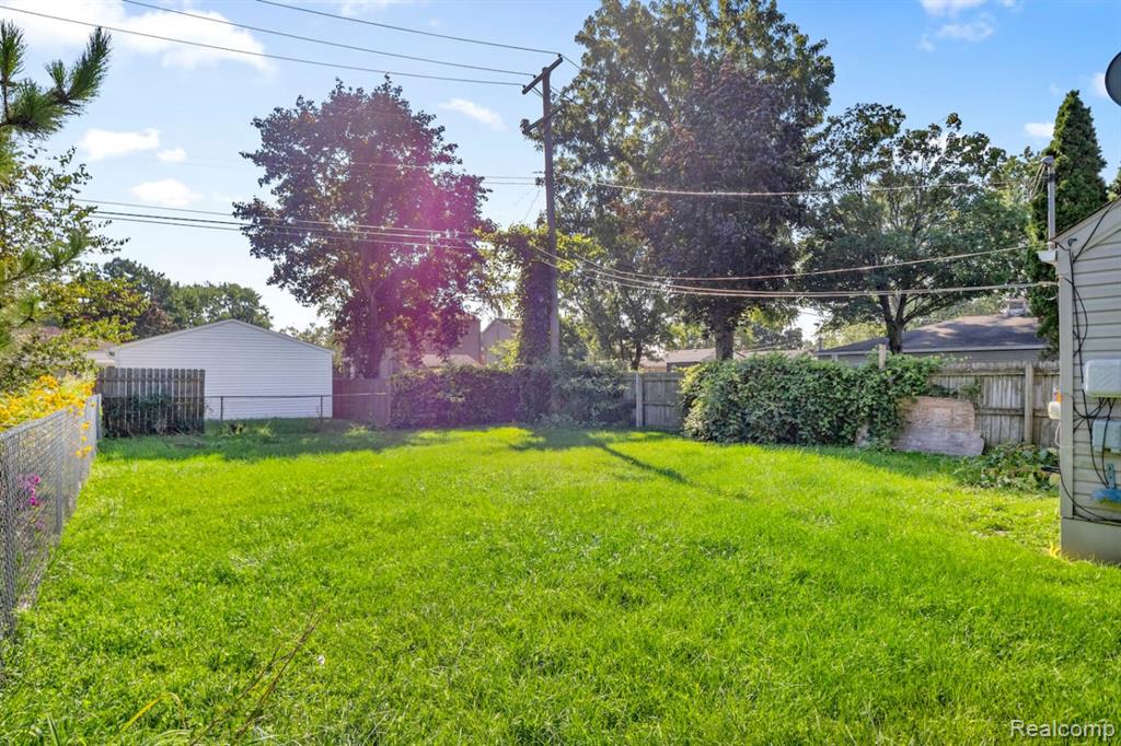 5637 Dudley Street, Dearborn Heights, MI 48125 — Photo 2