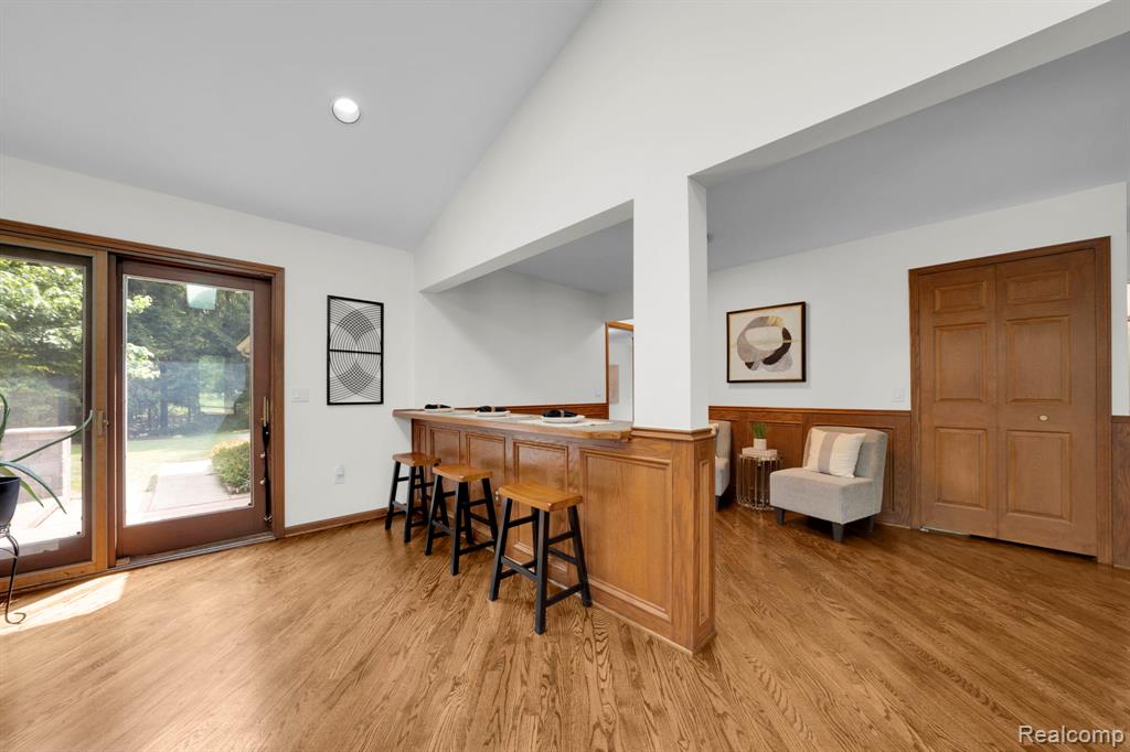 940 W Predmore Road, Oakland, MI — Photo 12